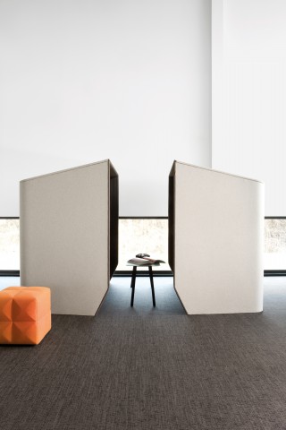 an instant meeting room, a micro-architecture. Image courtesy of studio BOA for 2TEC2