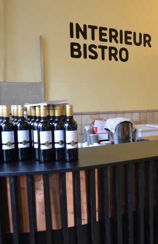 the bar of the Interieur Bistro.